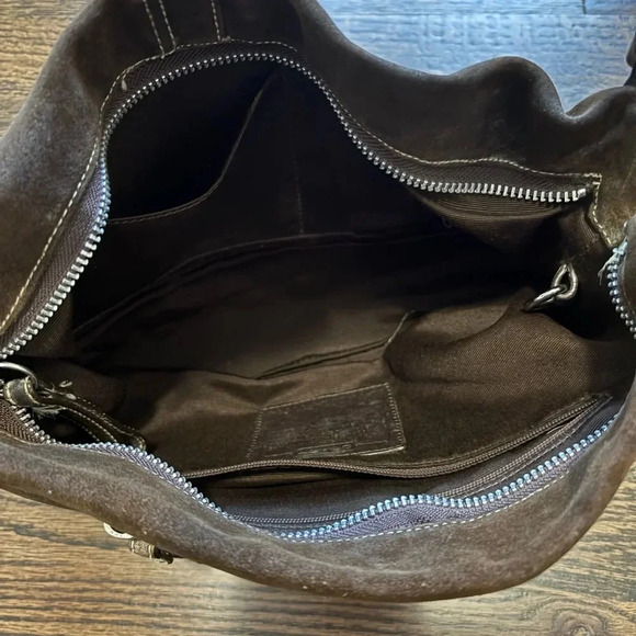 Coach | Brown Suede Shoulder Bag | Medium Size - Picture 5 of 7
